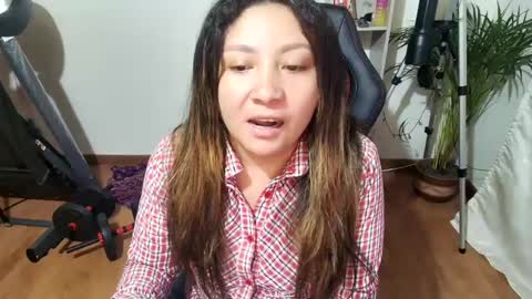 Snapshot of vellarossa chatting on 01/28/25, 12:57 Im VelaI will be Christmas and New Year with my family December 22 to January 13 I will miss you guys. online show from 01/28/25, 12:57