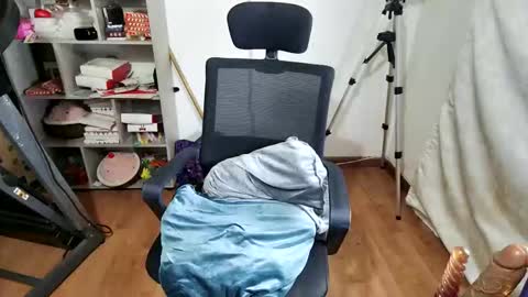 Im VelaI will be Christmas and New Year with my family December 22 to January 13 I will miss you guys. online show from 03/28/26, 07:08