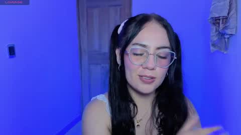 VELOURNYX online show from 04/01/26, 03:18