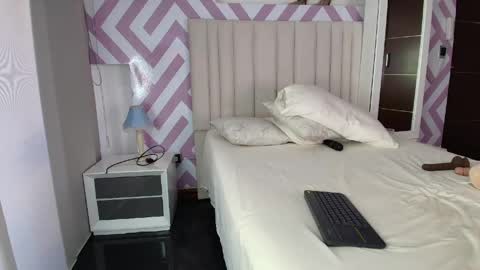 Barbie luna  online show from 05/25/26, 04:35