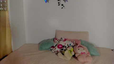 velvet_00 online show from 02/03/26, 08:41