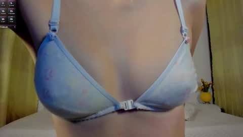 velvet_00 online show from 02/05/26, 08:08