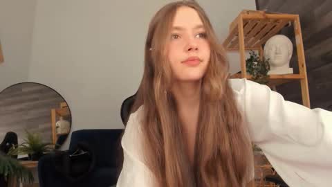 velvet_cherry online show from 11/20/25, 04:07