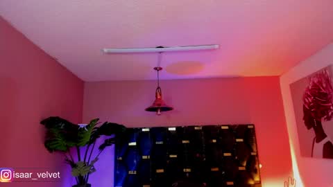 Isabella  online show from 04/09/26, 11:26