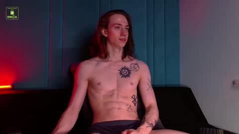 Snapshot of velvet_power chatting on 09/28/25, 04:29 Ares online show from 09/28/25, 04:29