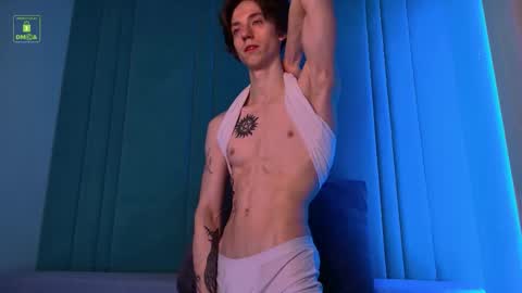 Snapshot of velvet_power chatting on 11/22/25, 04:33 Ares online show from 11/22/25, 04:33