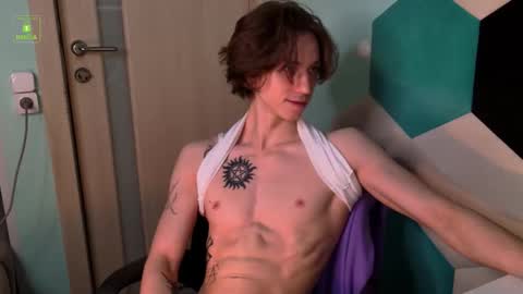 Snapshot of velvet_power chatting on 01/19/26, 04:38 Ares online show from 01/19/26, 04:38