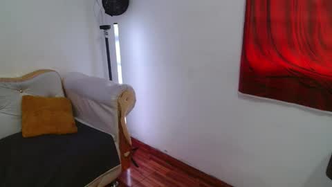 Velvet Sexy online show from 05/11/26, 04:04