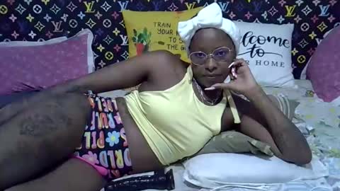 Snapshot of velvet_temptress chatting on 01/12/26, 04:45 velvet online show from 01/12/26, 04:45