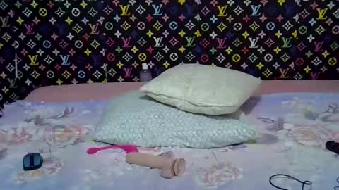 Snapshot of velvet_temptress chatting on 02/03/26, 06:22 velvet online show from 02/03/26, 06:22