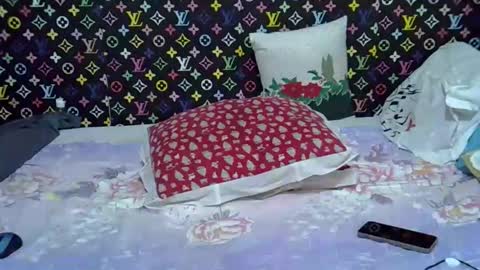 velvet online show from 03/23/26, 07:45