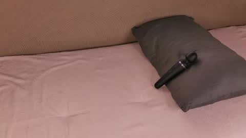 Hey there Im Anna online show from 04/14/26, 02:56