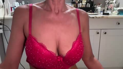 VelvetBarbie online show from 11/20/25, 05:34