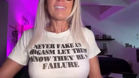 VelvetBarbie online show from 03/31/26, 05:35