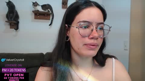 Snapshot of velvetcrystal chatting on 09/20/25, 05:41 Crystal PVT OPEN online show from 09/20/25, 05:41