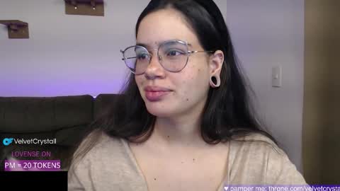 Snapshot of velvetcrystal chatting on 12/02/25, 01:11 Crystal PVT OPEN online show from 12/02/25, 01:11