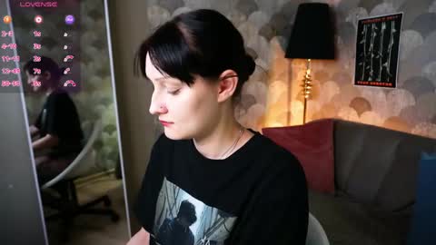 Snapshot of velvetlily_ chatting on 05/24/26, 08:58 Lily online show from 05/24/26, 08:58