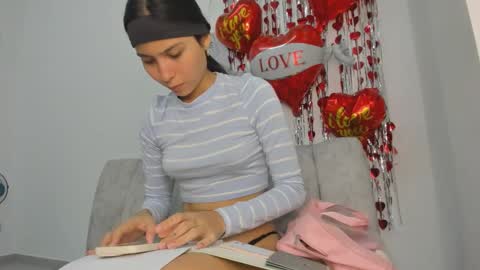Snapshot of velvetluna_ chatting on 02/23/26, 11:07 Velvetluna online show from 02/23/26, 11:07