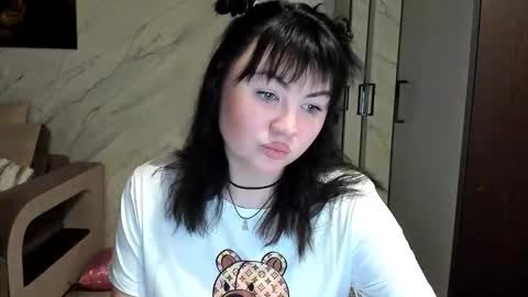Snapshot of velvetmila chatting on 02/20/26, 02:08 VelvetMila online show from 02/20/26, 02:08
