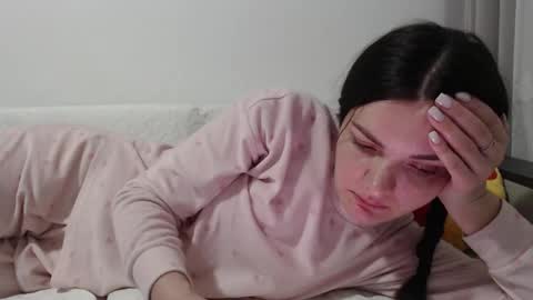 velvetmoon123 online show from 02/09/26, 07:40