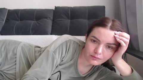 velvetmoon123 online show from 05/06/26, 08:19