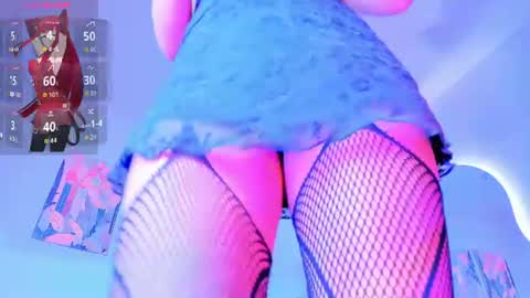 Snapshot of velvetnoir__ chatting on 07/18/26, 11:47 online show from 07/18/26, 11:47