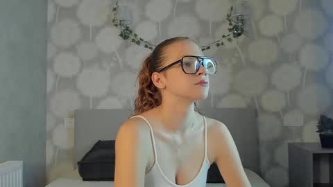 Kelly online show from 11/19/25, 07:30