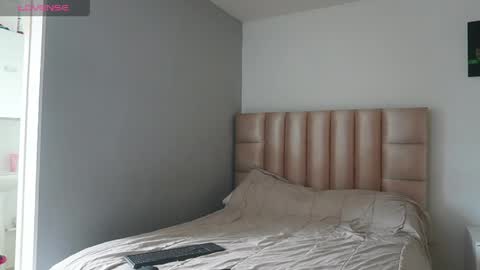 velvet online show from 04/18/26, 06:45