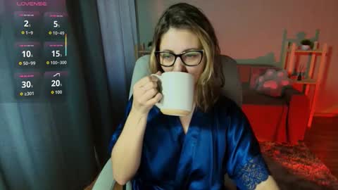 Snapshot of velvetsoulme chatting on 12/17/25, 05:57 VelvetSoul online show from 12/17/25, 05:57