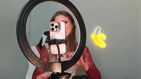 Snapshot of velvettgirl chatting on 02/05/26, 04:28 VelvetTGirl online show from 02/05/26, 04:28