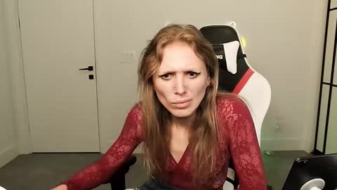 Snapshot of velvettgirl chatting on 02/24/26, 03:43 VelvetTGirl online show from 02/24/26, 03:43