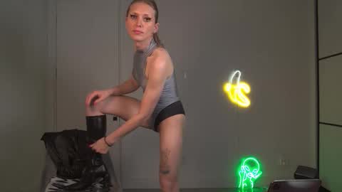 VelvetTGirl online show from 03/26/26, 07:03