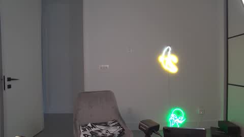 VelvetTGirl online show from 03/28/26, 07:02