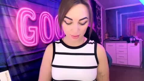 MERYEM online show from 02/22/26, 01:42