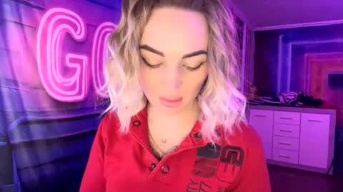 MERYEM online show from 02/23/26, 06:16