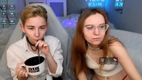 CLEOshort hair  TIna long hair  online show from 01/04/25, 01:53