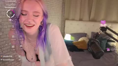 Snapshot of velvetvesper chatting on 11/11/25, 09:37 velvetvesper online show from 11/11/25, 09:37