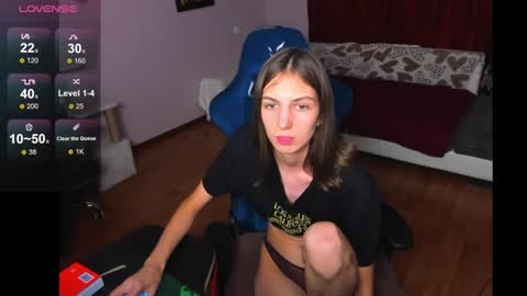 Snapshot of veneradi615 chatting on 12/14/24, 07:14 veneradi615 online show from 12/14/24, 07:14