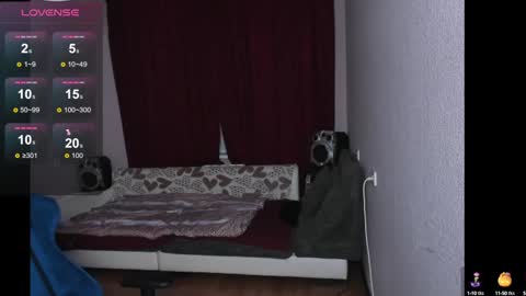 Snapshot of veneradi615 chatting on 01/11/25, 04:14 veneradi615 online show from 01/11/25, 04:14