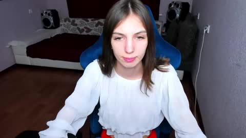 Snapshot of veneradi615 chatting on 02/02/25, 05:04 veneradi615 online show from 02/02/25, 05:04