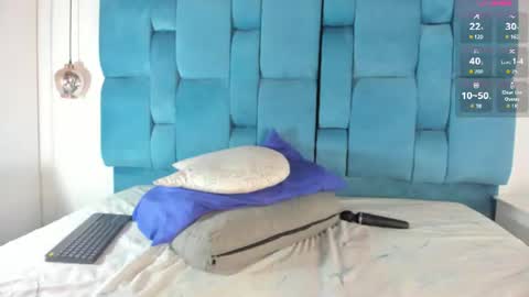 Snapshot of venezolana_caro chatting on 06/10/26, 12:04 venezolana_caro online show from 06/10/26, 12:04