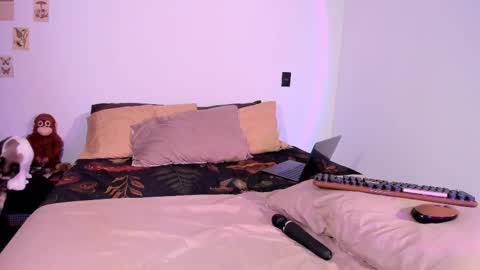 Lanna   online show from 04/09/26, 10:42