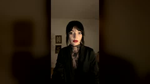 Snapshot of venom_goddess chatting on 07/02/26, 08:04 venom_goddess online show from 07/02/26, 08:04