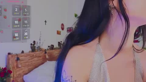 Vivian online show from 04/28/26, 04:17