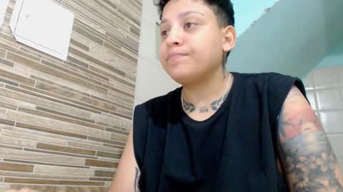 Snapshot of venus14hot chatting on 09/30/25, 05:23 Billy Mandy online show from 09/30/25, 05:23