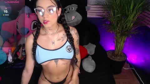 eva online show from 10/22/25, 11:37