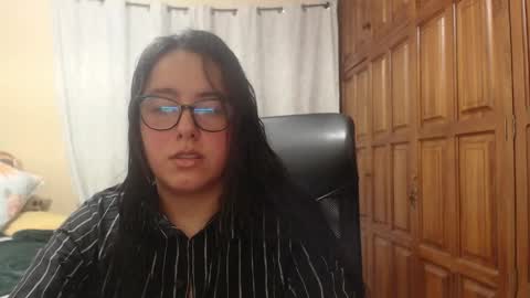 Venus online show from 04/05/26, 02:42