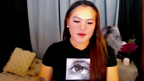 I am Colly Your mystery girl online show from 11/30/25, 10:30