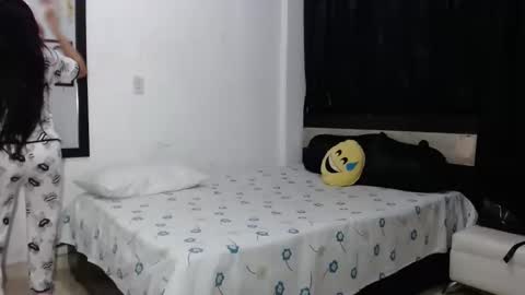 venus_menoza online show from 03/22/26, 12:08