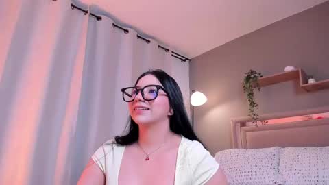 venus_reid online show from 09/18/25, 04:47